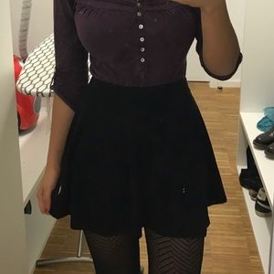 H&M black circle skirt